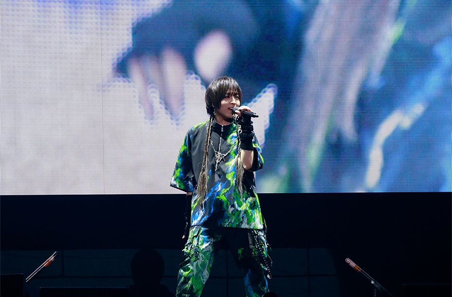 蒼井翔太