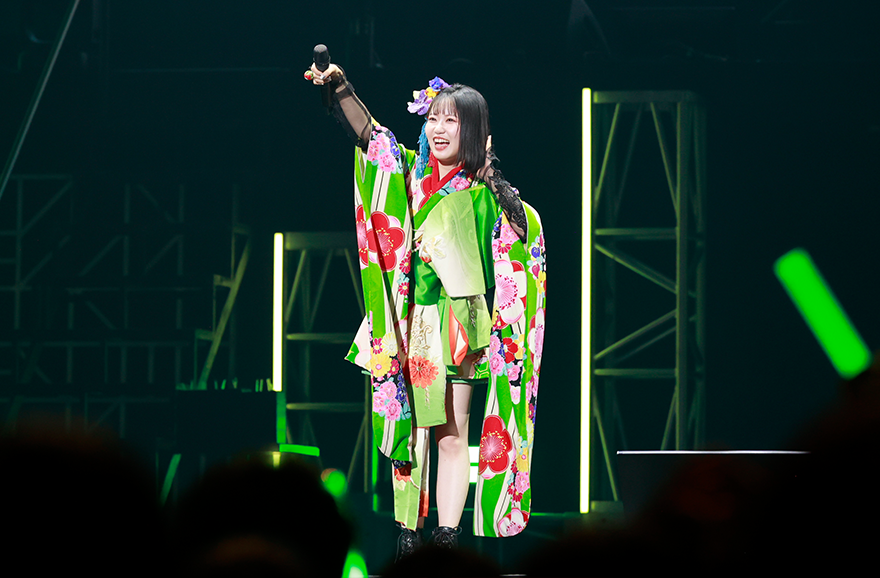 東山奈央