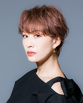 朴 璐美